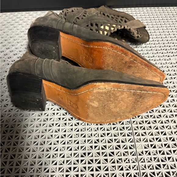 Charles David Brown Leather Cutout Western Style Boots - Picture 6 of 6